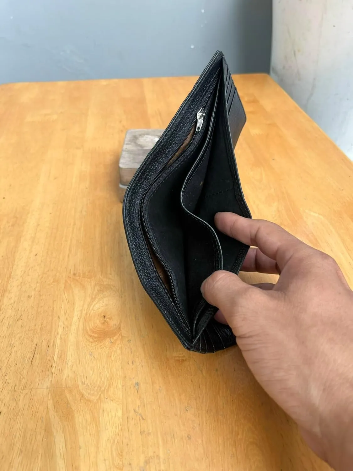 Genuine Alligator Bifold Wallet For Men, Real Crocodile Wallets Men (Black One Side Alligator Hornback Skin)