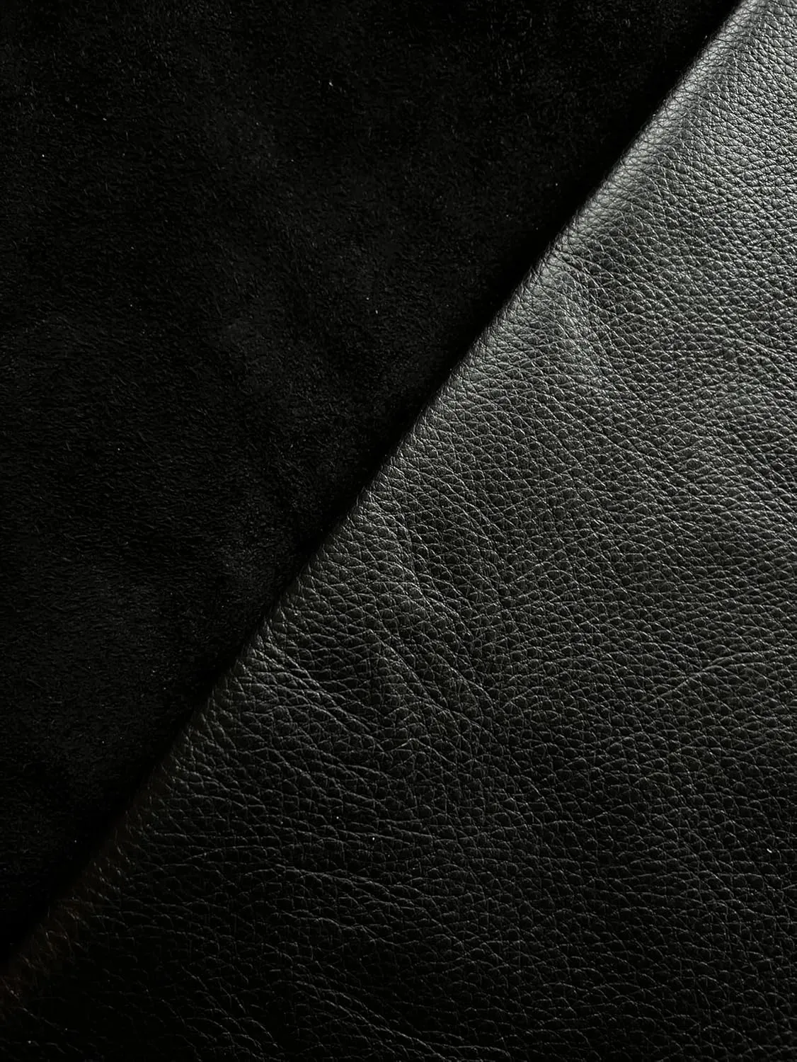 Natural Grain Cowhide Leather Skins (Black, 20 Square Feet (Full Side))