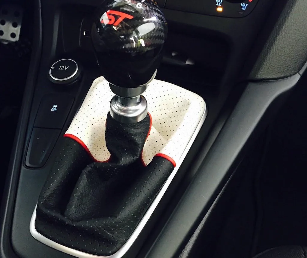RedlineGoods Shift Boot - RS/ST 6-SPD Compatible with Ford Focus Mk3 2015-18. Tailor Made - not Universal. Genuine top-Grade Italian Black Suede (Alcantara) with Red Thread