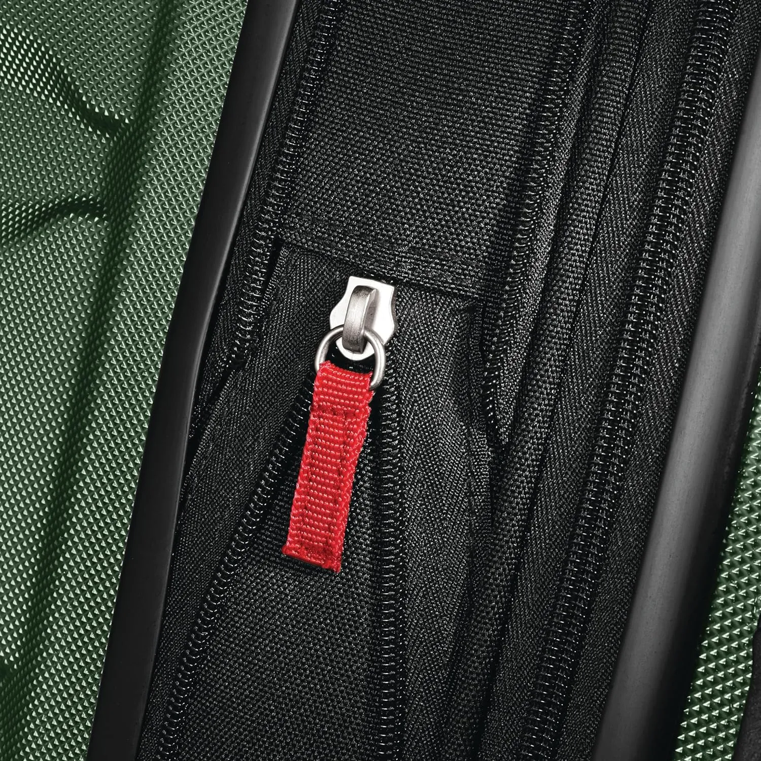 Samsonite Omni PC Hardside Expandable Luggage with Spinner Wheels, Checked 24-Inch, Army Green